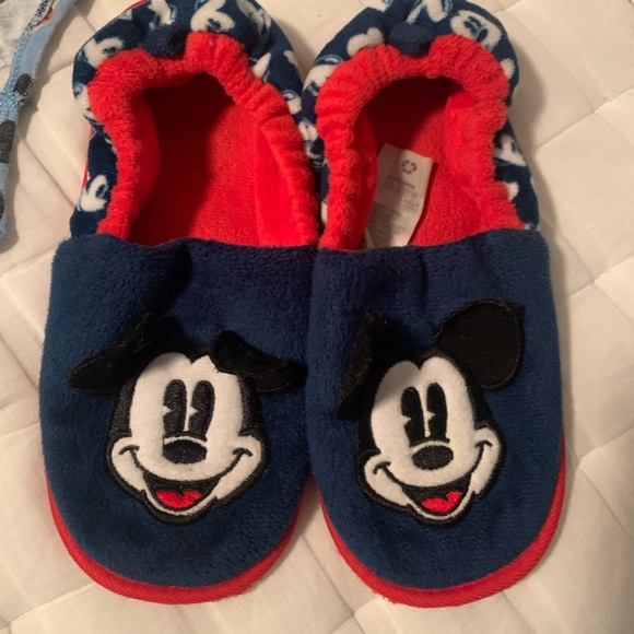 Disney Mickey Mouse PJ bundle: PJs, 4 underpants, slippers - Picture 2 of 7